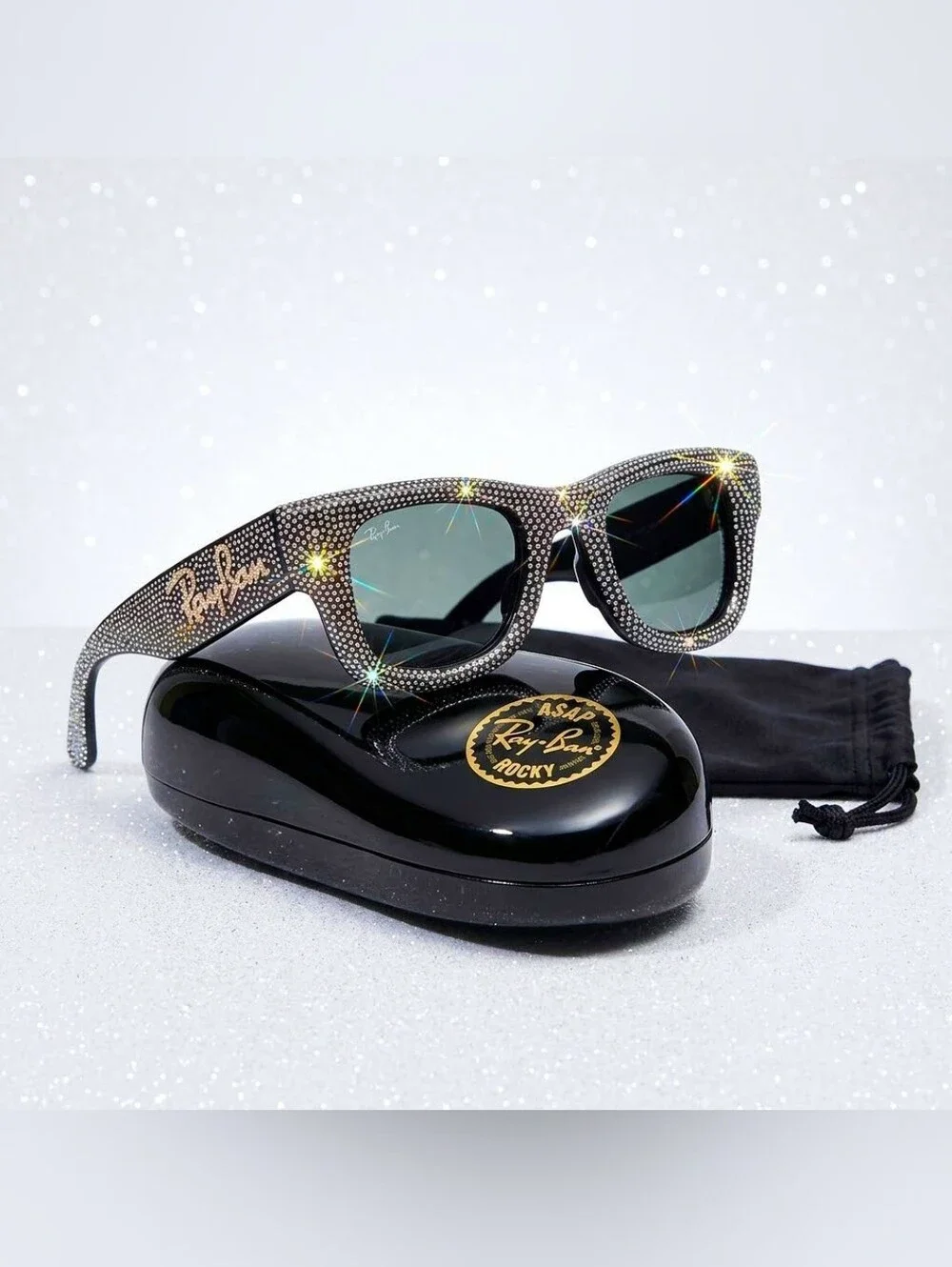 Ray-Ban Wayfarer Puffer Swarovski Crystal Pavé Edition sunglasses in black